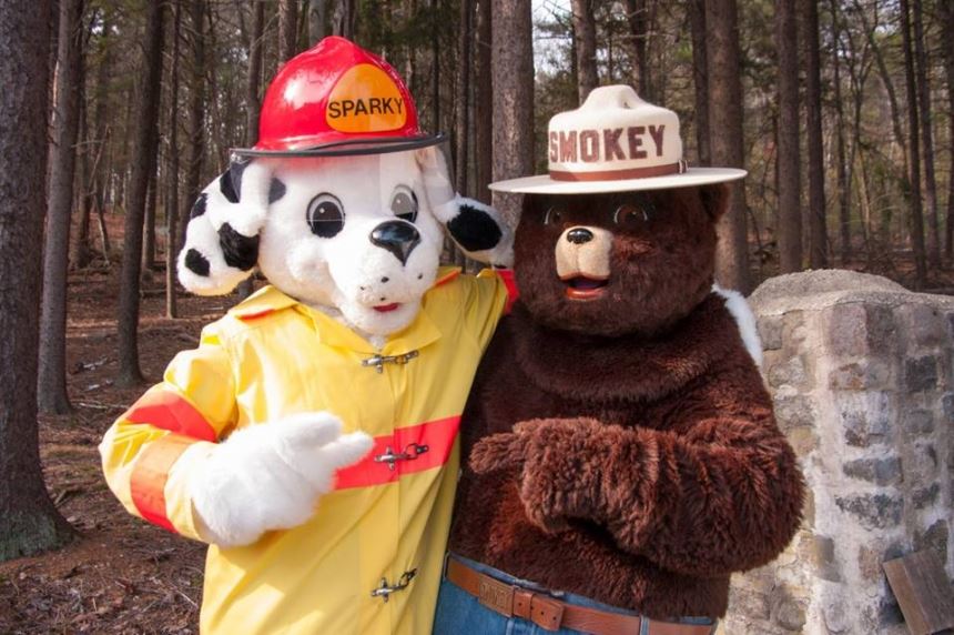 sparky-and-smokey Opens in new window