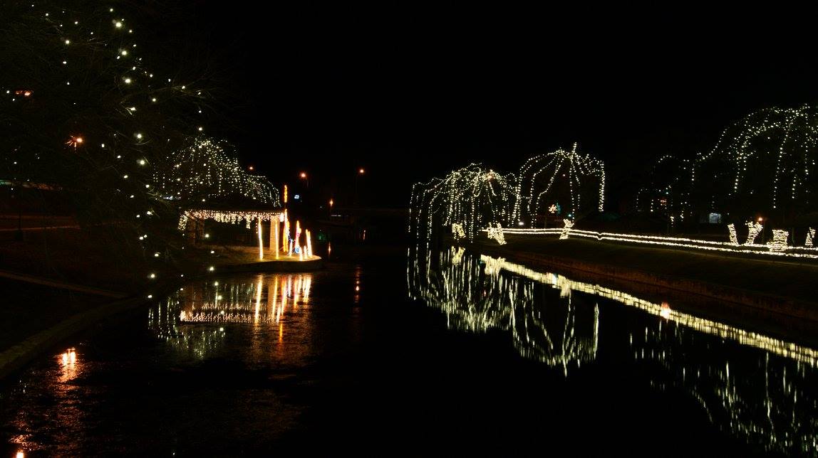 Christmas on the Creek 2014