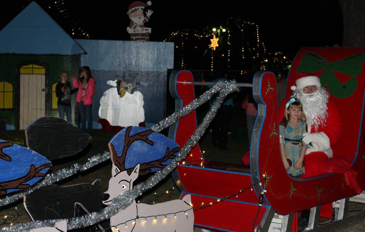 Christmas on the Creek 2014